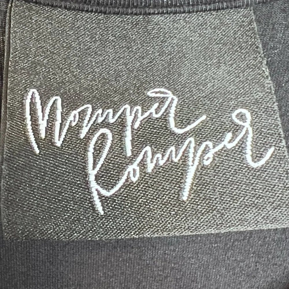 Momper Romper‎ Black Sleeveless Stretchy Jumpsuit. Size Medium.